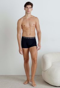 Tommy Hilfiger ORIGINAL TRUNK 3 PACK - Boxers - dark coffee/lincoln blue/desert sky