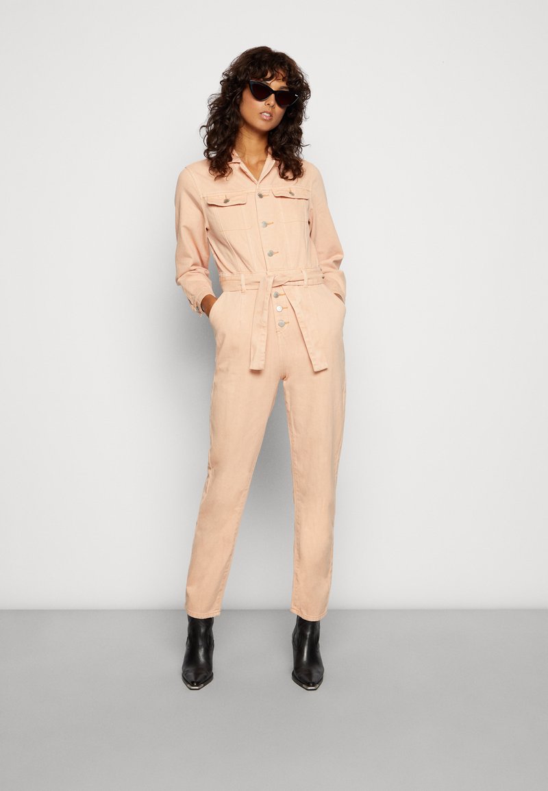 Glamorous LAPEL COLLAR JUMPSUIT WITH TIE BELT Combinaison desert