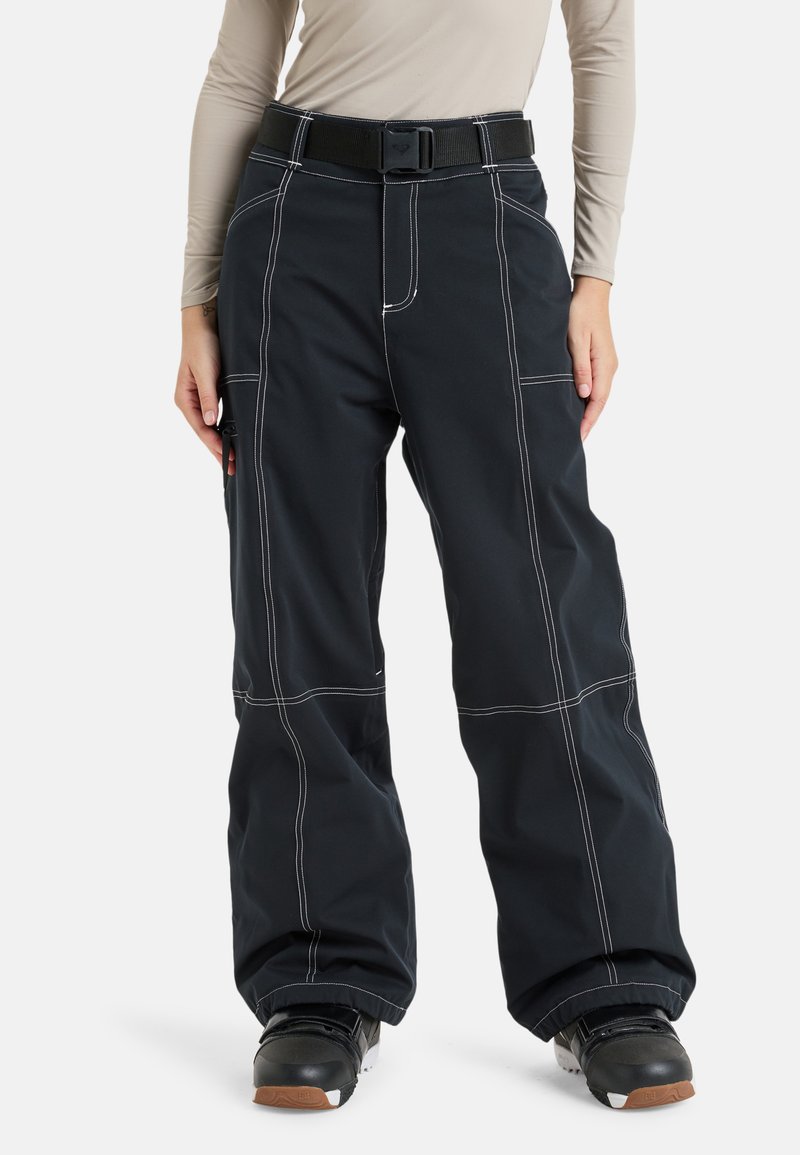 Pantalones de nieve negros con un ajuste holgado, costuras blancas, cinturilla ajustable y bolsillos laterales. Diseñados para actividades invernales al aire libre.