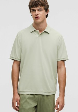 TEXTURED SHORT-SLEEVE - Polo - fog green