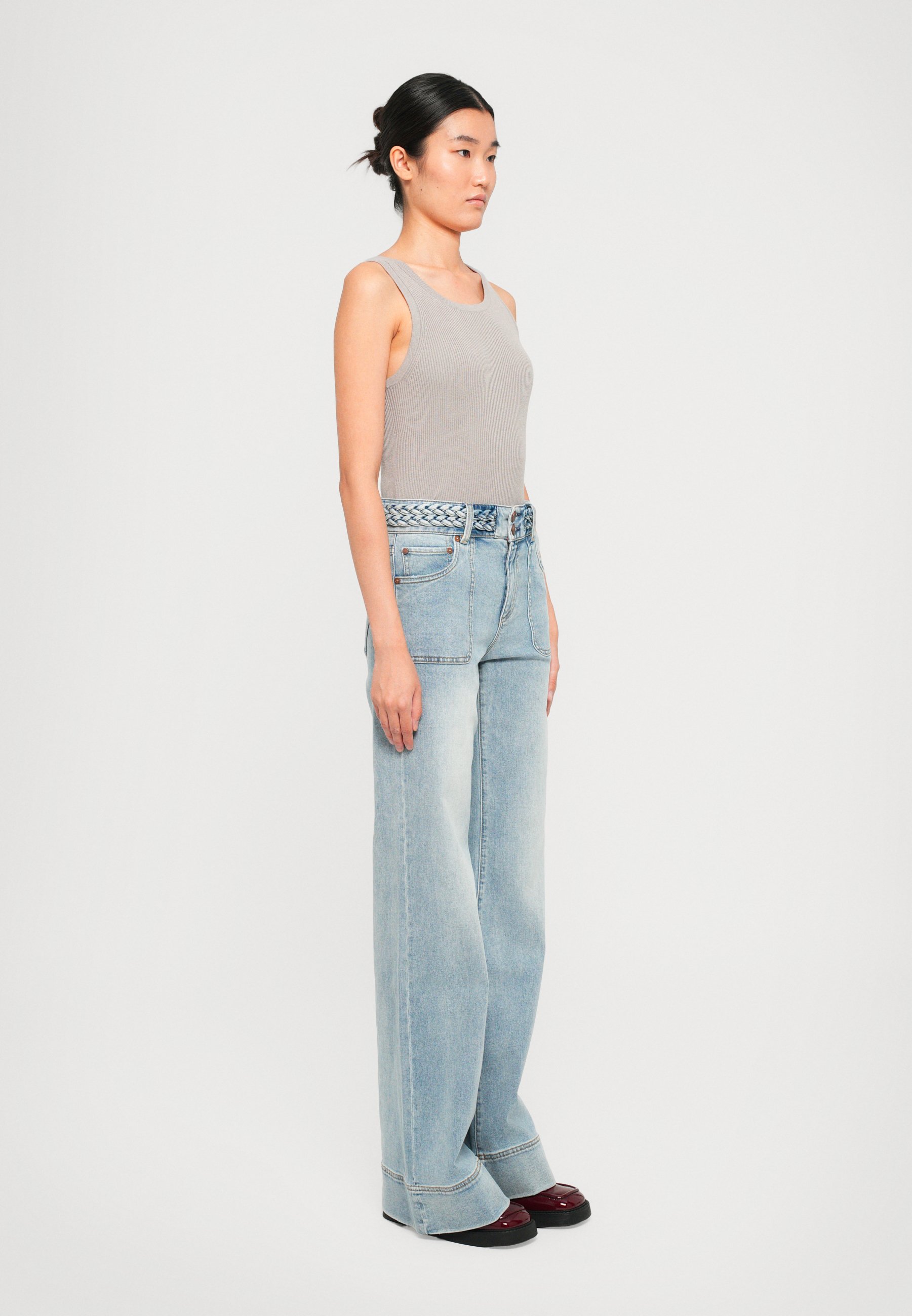 バッグ JESSA MAE ALFECHE   JEANS Trilogy Stores | Leenah Wide Jean with Patch Pockets in Cambres