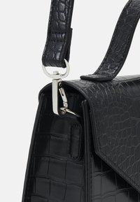 Pieces PCSAHARA CROSS BODY - Borsa a tracolla - black