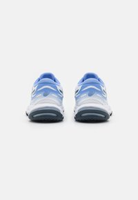 ASICS GEL BEYOND 6 - Sapatilhas de andebol - white/french blue