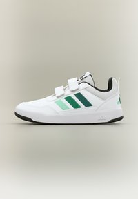 Δεν επιλέχθηκε, footwear white/court green/clear mint