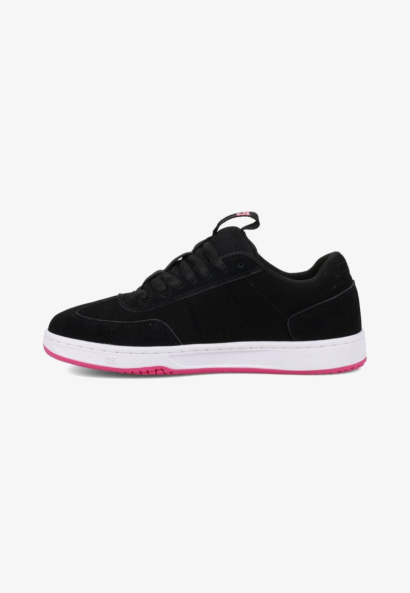 Black sneaker with suede and mesh materials, featuring a white midsole and pink outsole. Includes lace-up design and logo accent.