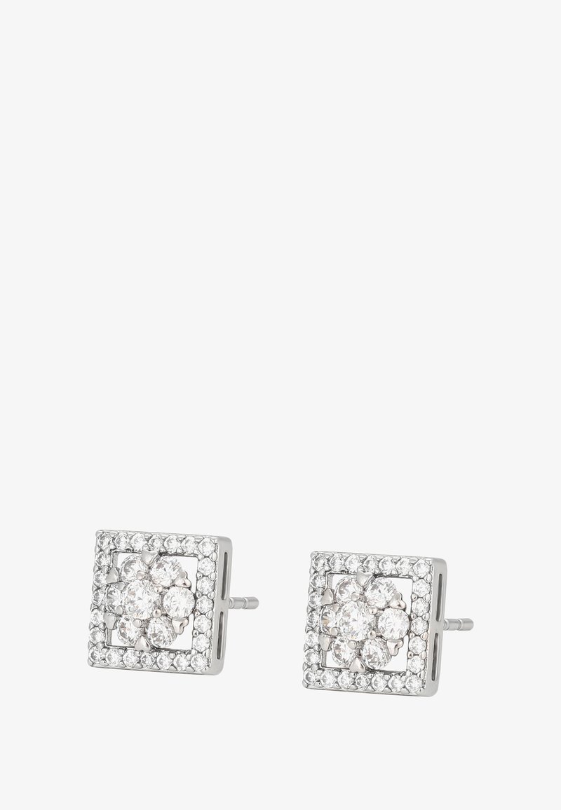 Ruudukujulised hõbedased napp-kruviga kõrvarõngad, mille keskel on ümmarguste selgete vääriskivide klaster ja väiksemate vääriskividega äär.