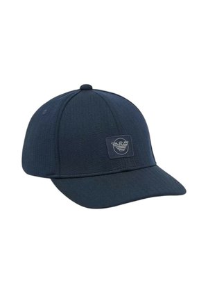 Cappellino da baseball blu scuro testurizzato con visiera curva e una piccola toppa rettangolare con logo sul pannello anteriore.