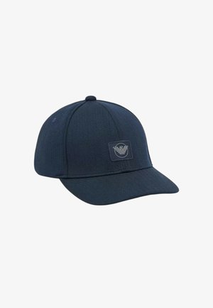 Cappellino da baseball blu scuro testurizzato con visiera curva e una piccola toppa rettangolare con logo sul pannello anteriore.