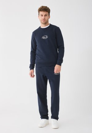 SET - Træningssæt - navy