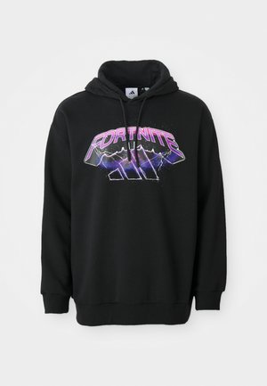 Črna kapuca iz mešanice bombaža, ki ima barvno grafiko "FORTNITE" z zasnovo gora. Vključuje kapuco z vrvico in rebraste manšete.