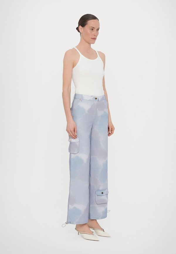 BELIS - Straight leg jeans - indigo2