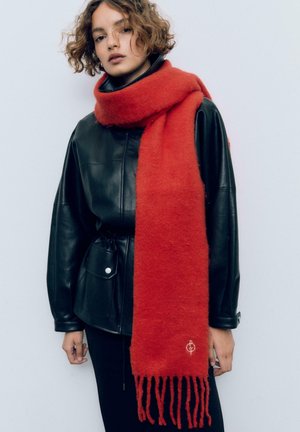 BASIC - Šál - red