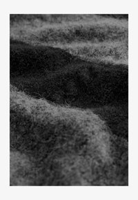 Unausgewählt, black charcoal grey