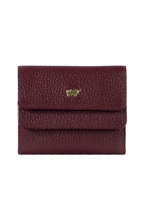 Portafoglio in pelle bordeaux con finitura testurizzata e logo di un toro dorato sulla parte anteriore. Presenta una chiusura a pattina e un design compatto.