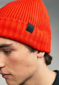 Next WATERPROOF - Beanie - red