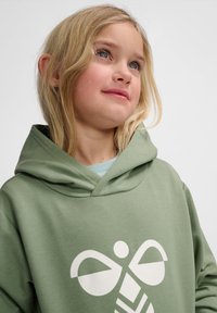 Hummel CUATRO  - Hoodie - hedge green