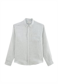 Chemise à rayures grise clair et blanche, en coton, à manches longues, col classique, avec une poche sur la poitrine.