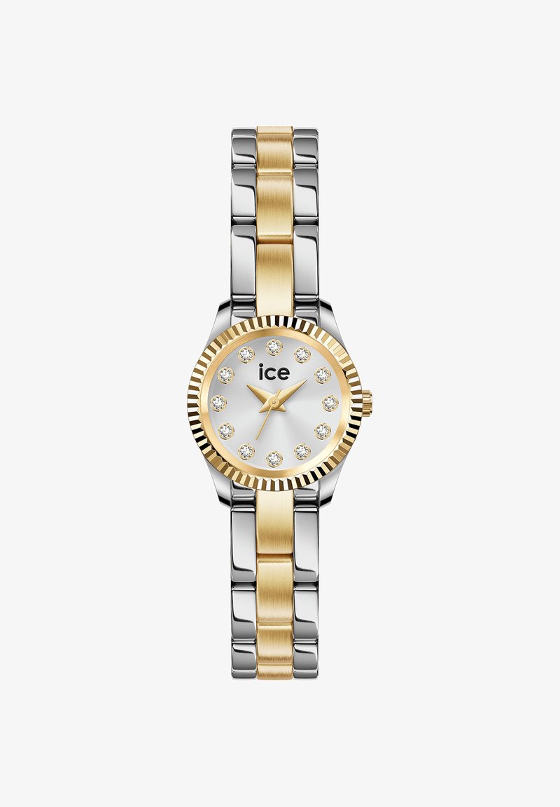 Montre-bracelet en métal bicolore or et argent avec cadran rond, index en cristal, aiguilles dorées et logo « ice » sur cadran blanc.