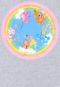 Diseño redondo que presenta animales de dibujos animados sobre nubes, con colores brillantes, un arcoíris y corazones. Fondo predominantemente azul con acentos en rosa y verde.