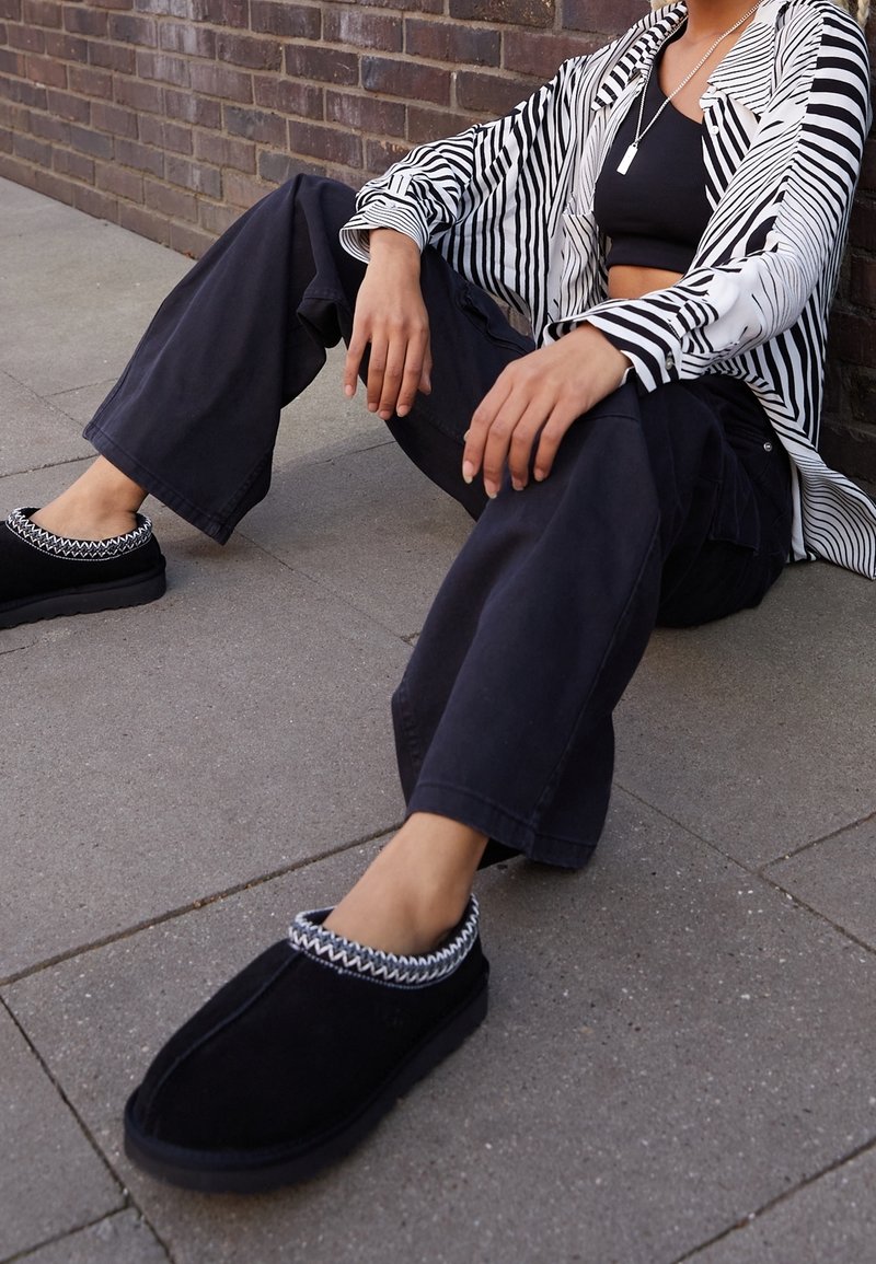 UGG Tohvelit - black