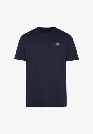 Tmavě modré tričko s krátkými rukávy a kulatým výstřihem, s malým bílým logem O'Neill na levé straně hrudi.