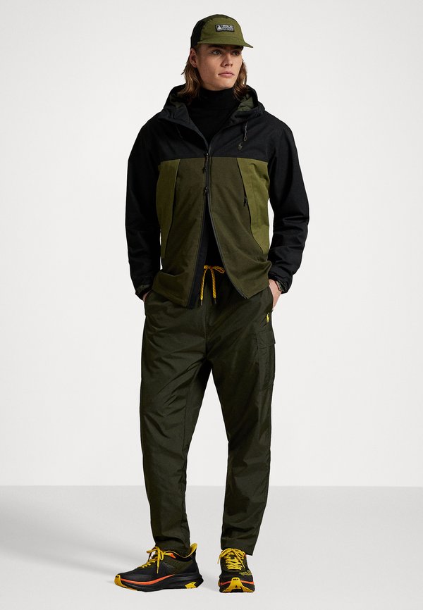 COLOR BLOCKED HOODED JACKET - Light jacket3