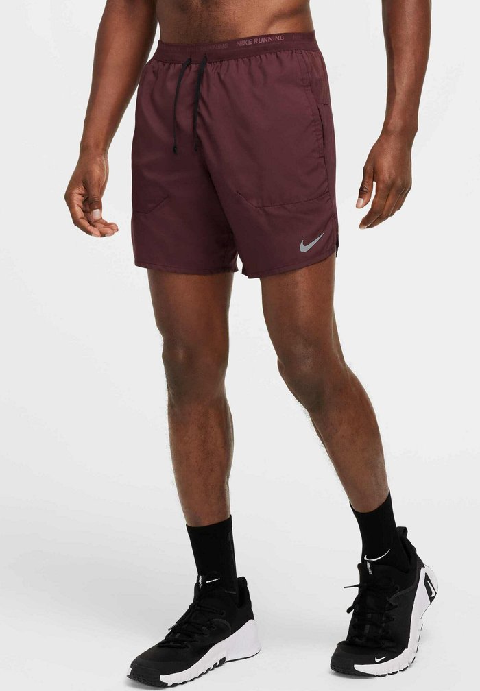Nike M NK DF STRIDE 7IN BF - Sports shorts - burgundy crush black