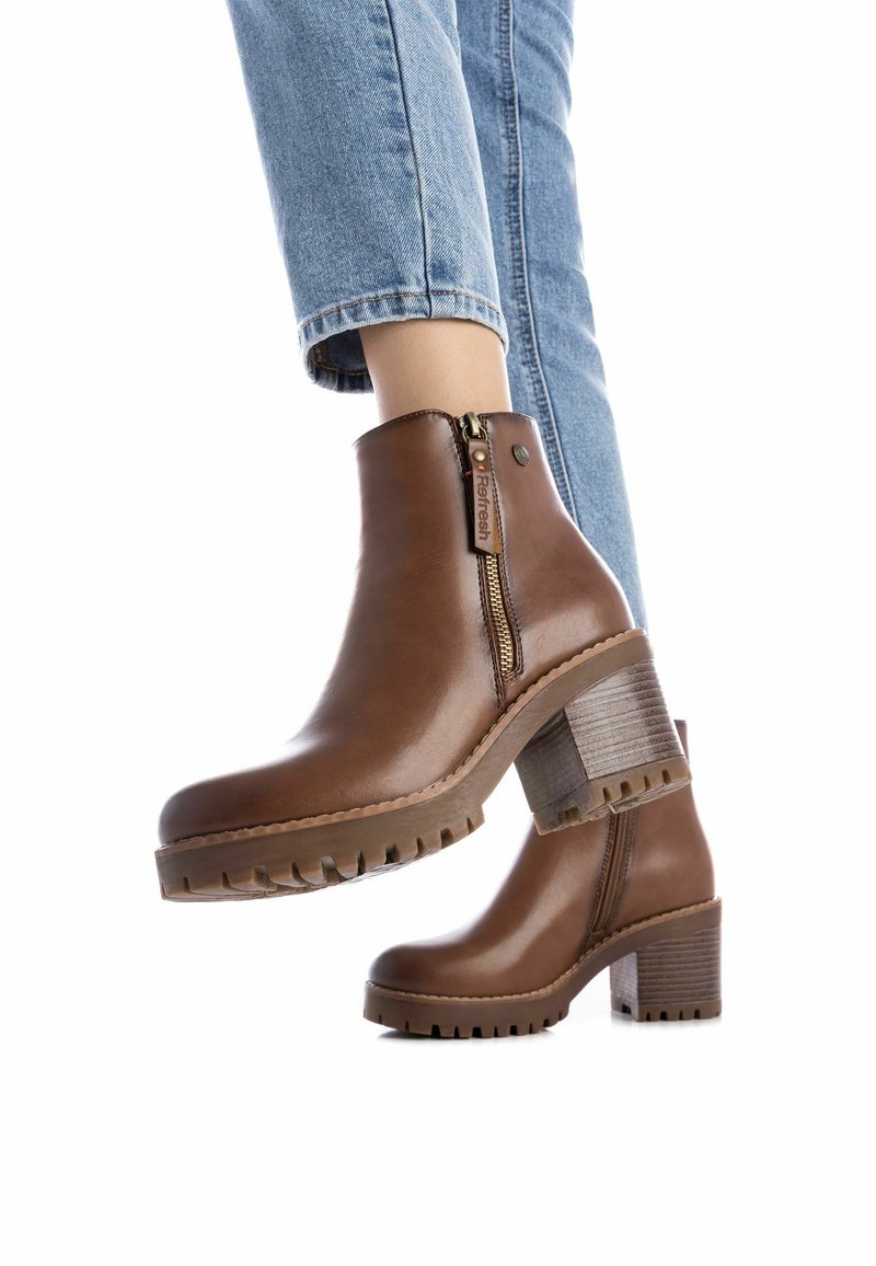 Refresh Botines con plataforma - camel