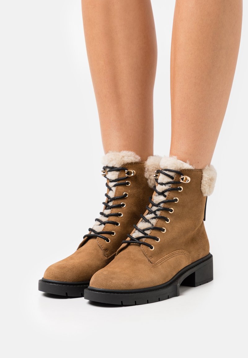 Coach LORIMER BOOTIE Šněrovací kotníkové boty raw umber/světlehnědá