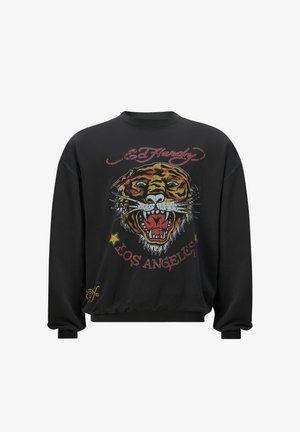 Zwarte sweatshirt met een kleurraf tigergrafiek en de tekst "Los Angeles." Het ontwerp bevat rode en gele accenten met ribgebreide manchetten.