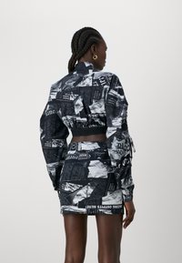 Versace Jeans Couture TAPE - Užsagstoma palaidinė - black