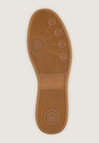 TOM TAILOR LICENCE SNEAKER AUS HOCHWERTIGEM - Sneakers - white honey