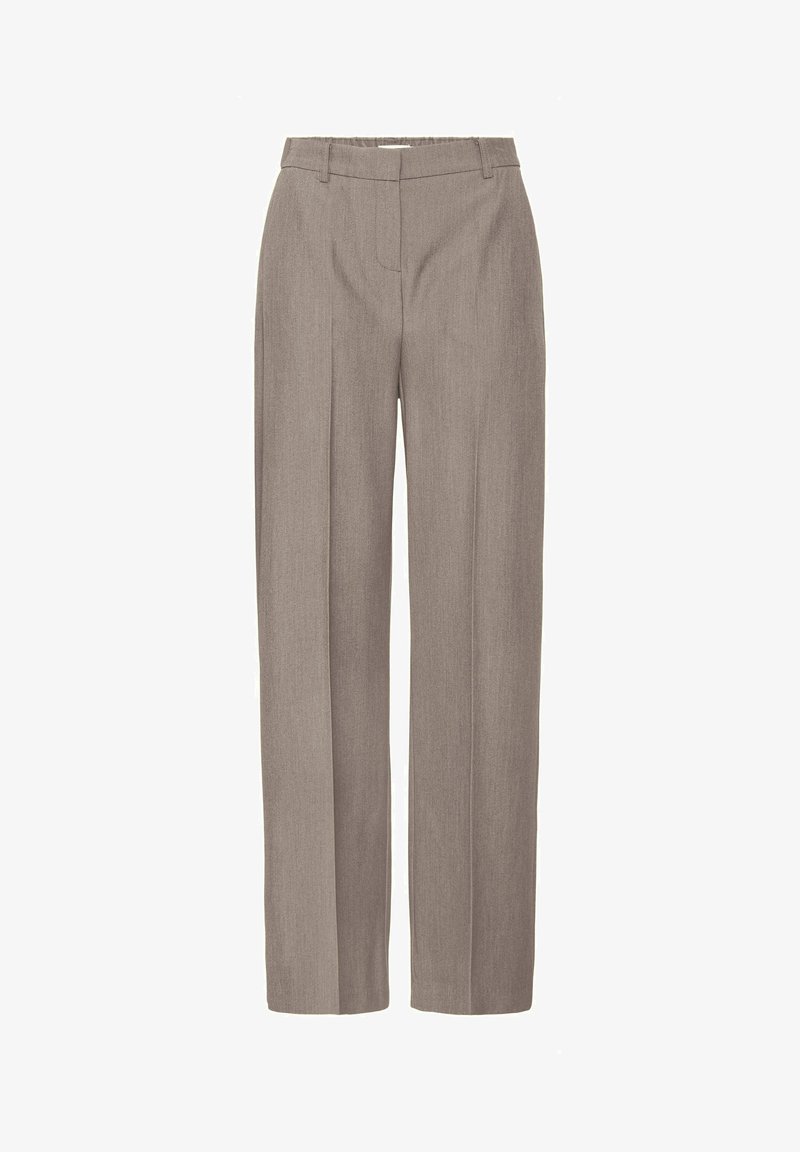Pantaloni larghi grigio chiaro realizzati in tessuto texturizzato. Presentano un davanti piatto con dettaglio delle pieghe e una vita standard.