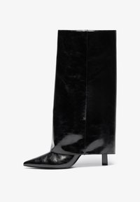 Kotníkové boty - black