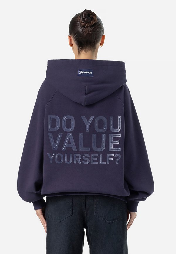 FERGIE OVERSIZED HOODIE - Hoodie