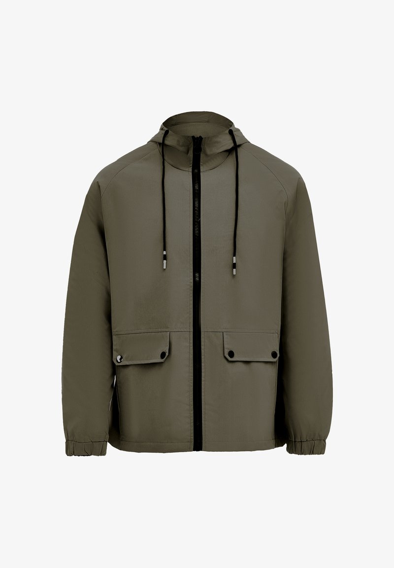 Khakifarbene Kapuzenjacke mit einem schwarzen Frontreißverschluss, elastischen Bündchen und zwei Fronttaschen mit Druckknopfverschlüssen. Glatte Textur und leichtes Material.