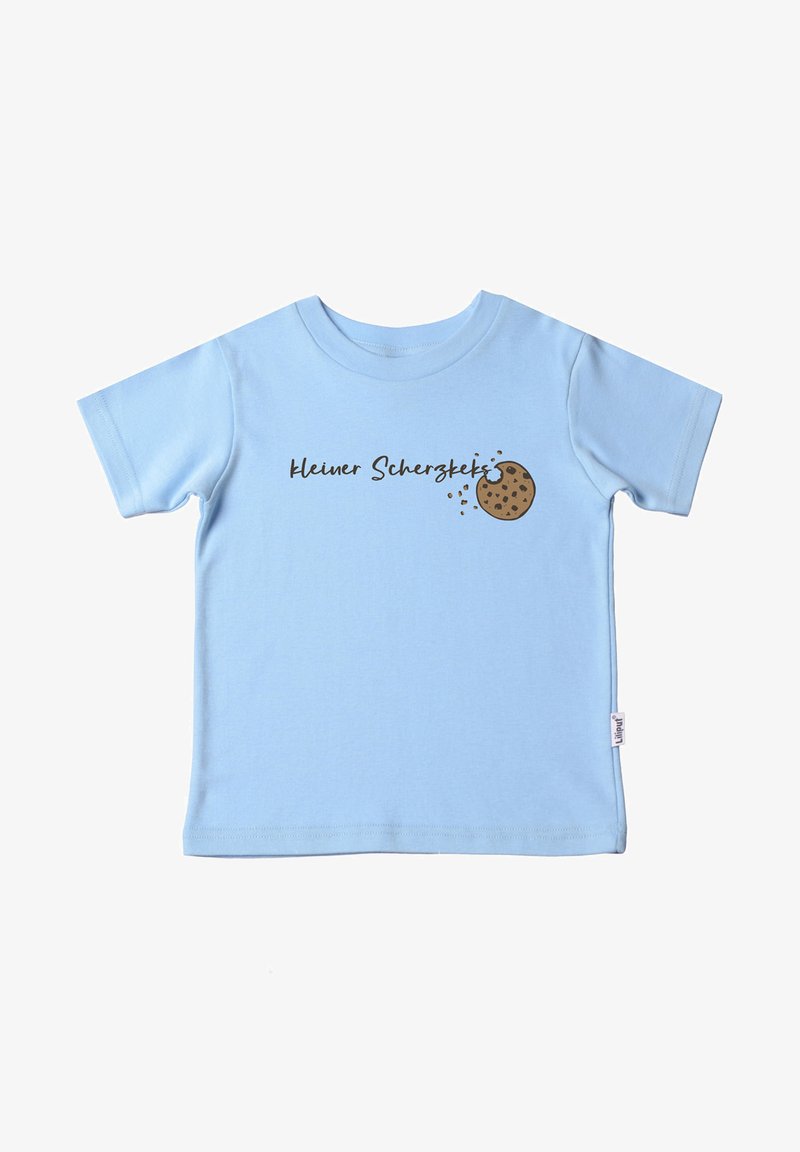 Light blue cotton t-shirt with short sleeves, featuring the text "Kleiner Scherzeks" and a cookie graphic in brown and beige tones.