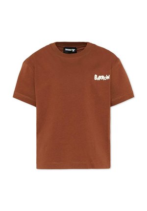 Brązowa bawełniana koszulka z krótkim rękawem, z okrągłym dekoltem i małym białym logo "BARROW" na lewej piersi.
