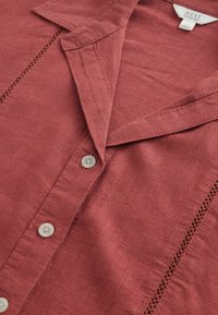 Unausgewählt, rust brown