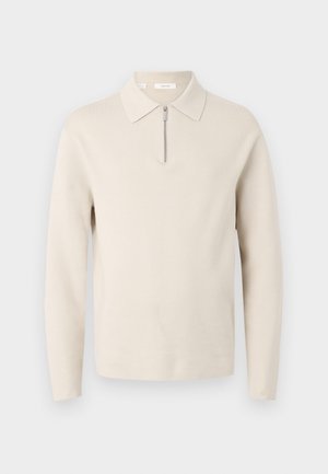 Gai smilšu krāsas garām piedurknēm puloveris ar apkakles izgriezumu un puscieto aizdari. Gluda tekstūra, minimālisma dizains bez rakstiem vai akcentiem.