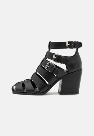 LEATHER - Botines bajos - black