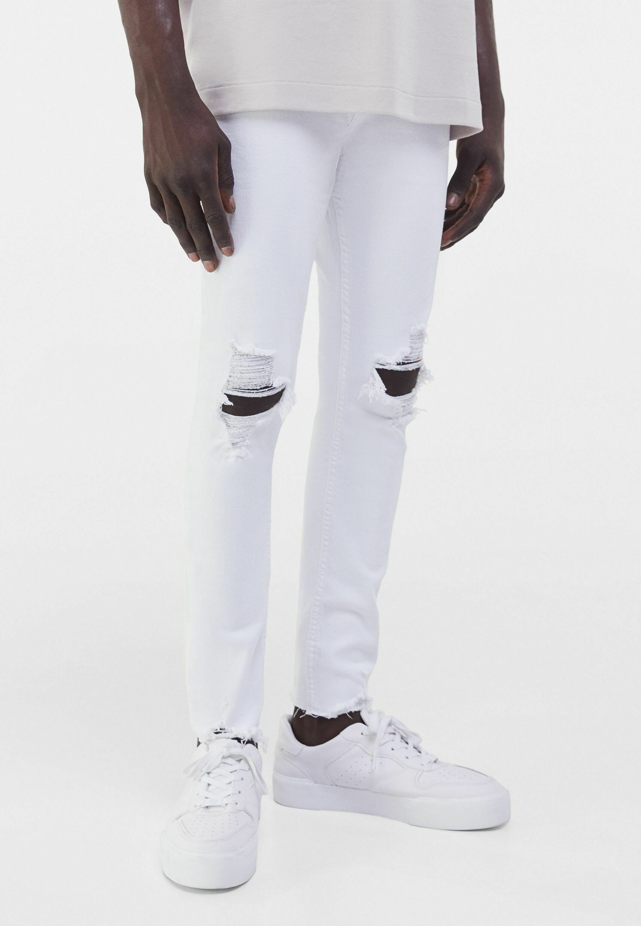 Bershka MIT RISSEN - Jeans Skinny Fit - white - Zalando.ie