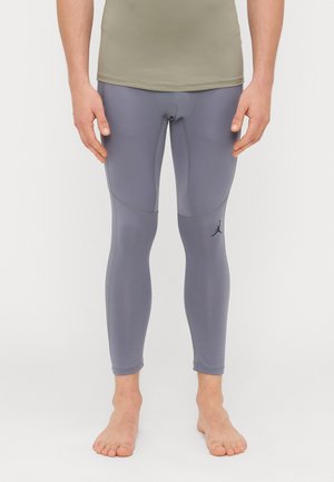 Pamatslānis - smoke grey/black