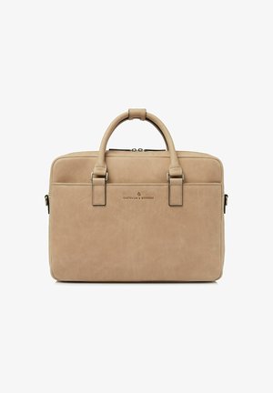 Tanfarbenes Leder-Laptop-Tasche mit zwei oberen Griffen, Reißverschluss und gebrandeter Front. Verfügt über eine glatte Textur und ein minimalistisches Design.