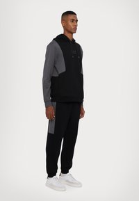 EA7 Emporio Armani FELPA - Felpa - black