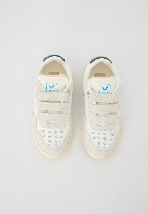 SMALL V 90 UNISEX - Trainers2