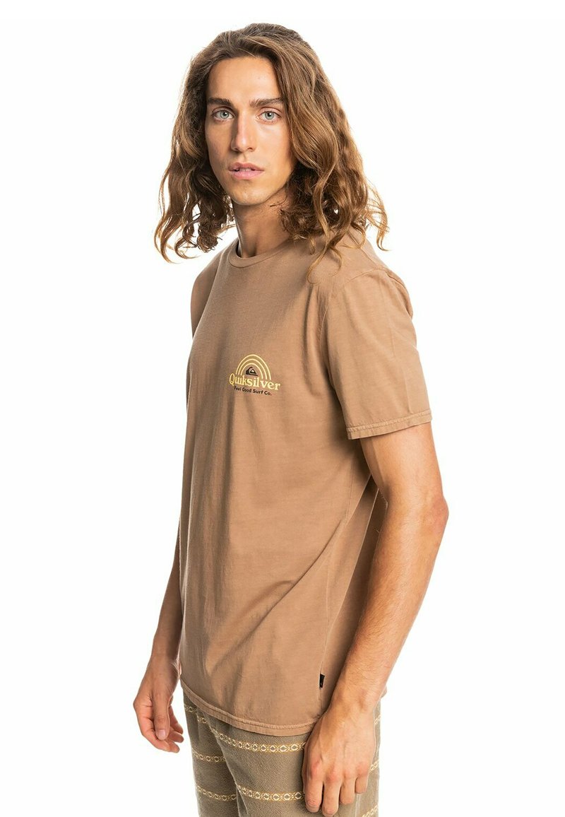 Herren T-Shirts & Polos | Quiksilver RAINBOW VALLEY T-Shirt print chipmunk/braun - QH74493 Herren T-Shirts & Polos | Quiksilver RAINBOW VALLEY T-Shirt print chipmunk/braun - QH74493