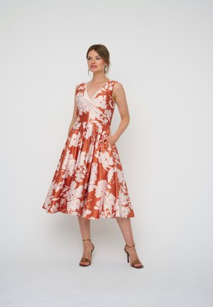 Cocktail dress / Party dress - orange