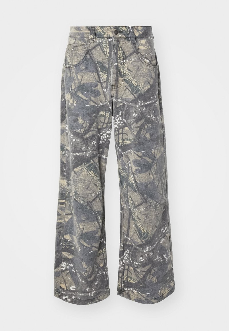 Jaded London FOREST CAMO COLOSSUS UNISEX - Loose Jeans - khaki 