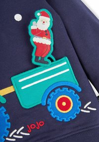 JoJo Maman Bébé REINDEER - Mikina - navy blue santa in a tractor